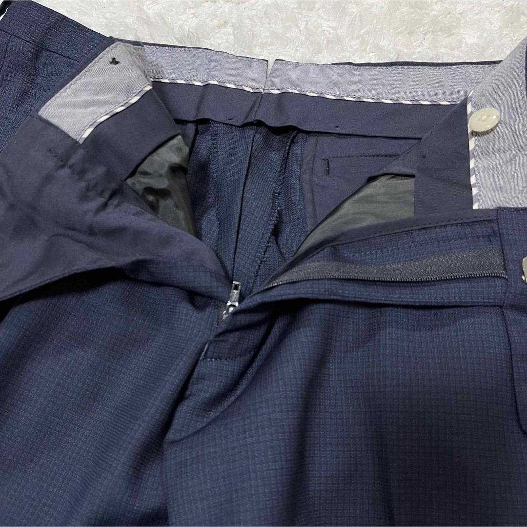 THE SUIT COMPANY(スーツカンパニー)のスーツカンパニー　REDAレダ　ウール100 ネイビー　セットアップ メンズのスーツ(セットアップ)の商品写真
