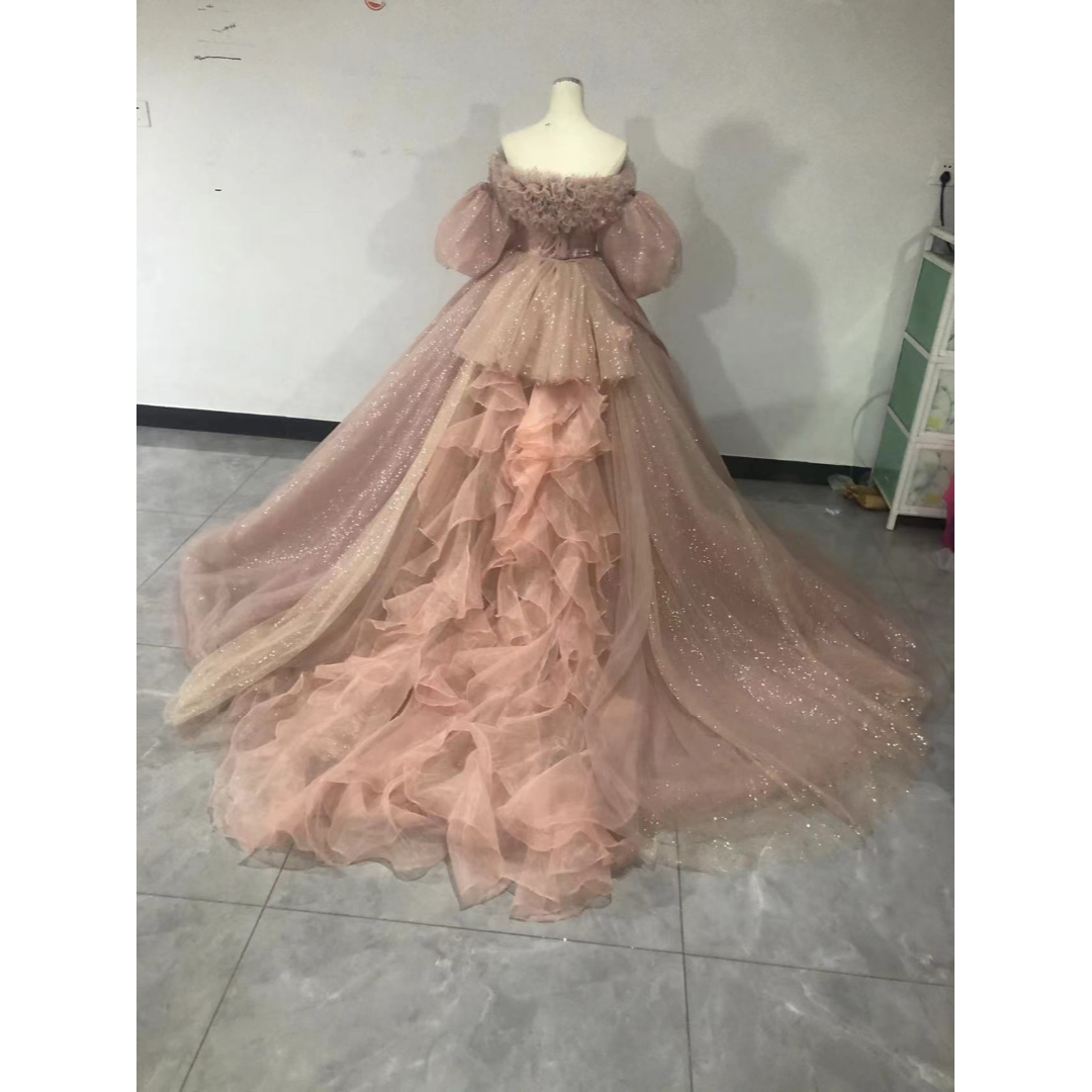 ふっくら柔らかなバックリボン ピンク 上質オーガンジー キラキラチュール 披露宴 レディースのフォーマル/ドレス(ウェディングドレス)の商品写真