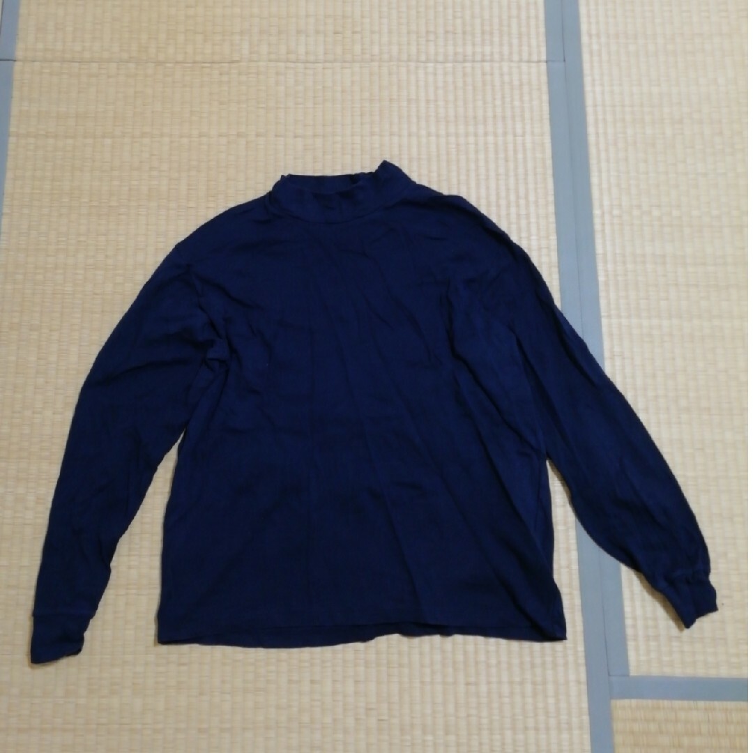 UNIQLO(ユニクロ)のユニクロ　メンズ　長袖シャツ(紺色)　XLサイズ メンズのトップス(Tシャツ/カットソー(七分/長袖))の商品写真