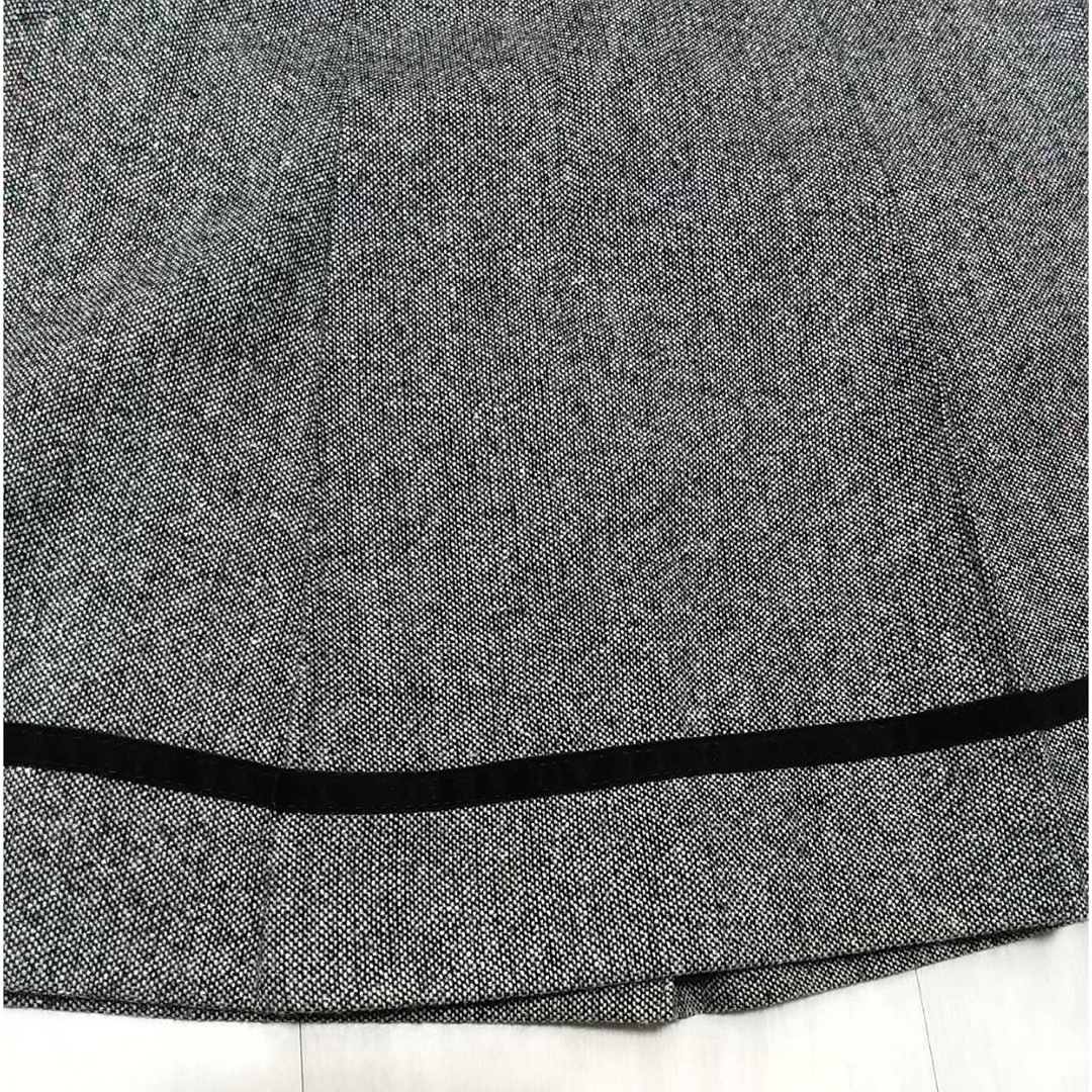 昭和レトロなミニスカート　Mサイズ　タイトスカート　フレアスカート　ミニスカート レディースのスカート(ミニスカート)の商品写真