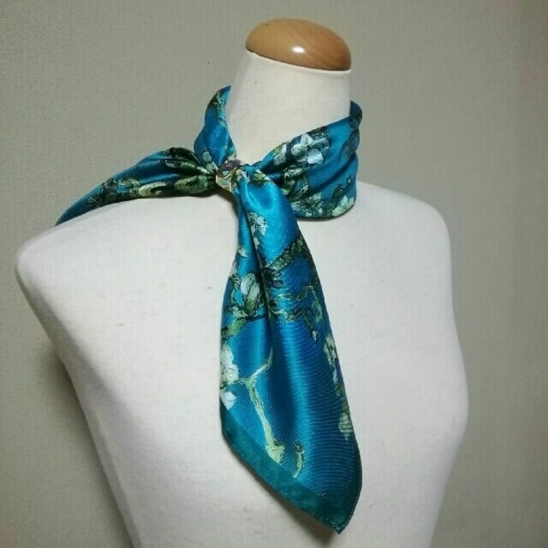 新品💙ツイリースカーフ💙ゴッホ💙花咲くアーモンドの木の枝 レディースのファッション小物(バンダナ/スカーフ)の商品写真