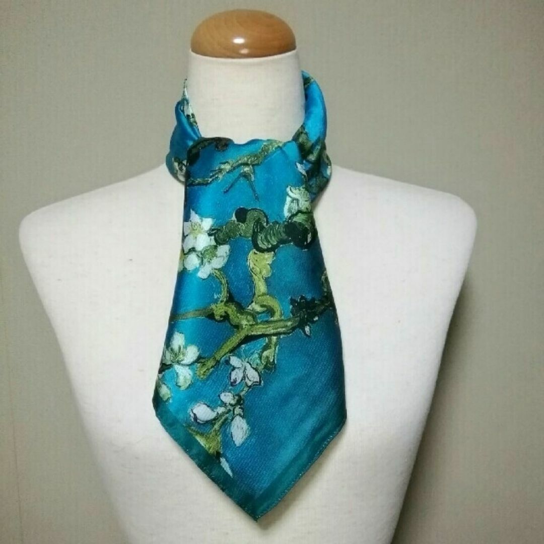 新品💙ツイリースカーフ💙ゴッホ💙花咲くアーモンドの木の枝 レディースのファッション小物(バンダナ/スカーフ)の商品写真