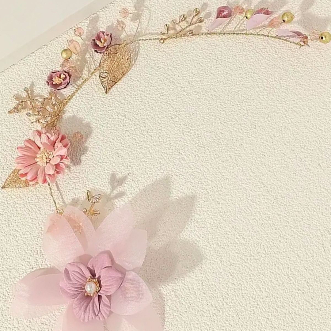 ヘッドドレス　ヘアアクセ　フラワー　パステル　花　かんむり　浴衣　夏祭り　新品 レディースのヘアアクセサリー(カチューシャ)の商品写真