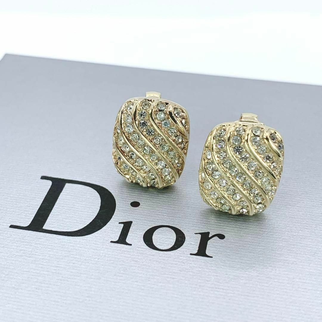 Christian Dior(クリスチャンディオール)の【極美品】Christian Dior　ディオール　ゴールド　イヤリング レディースのアクセサリー(イヤリング)の商品写真