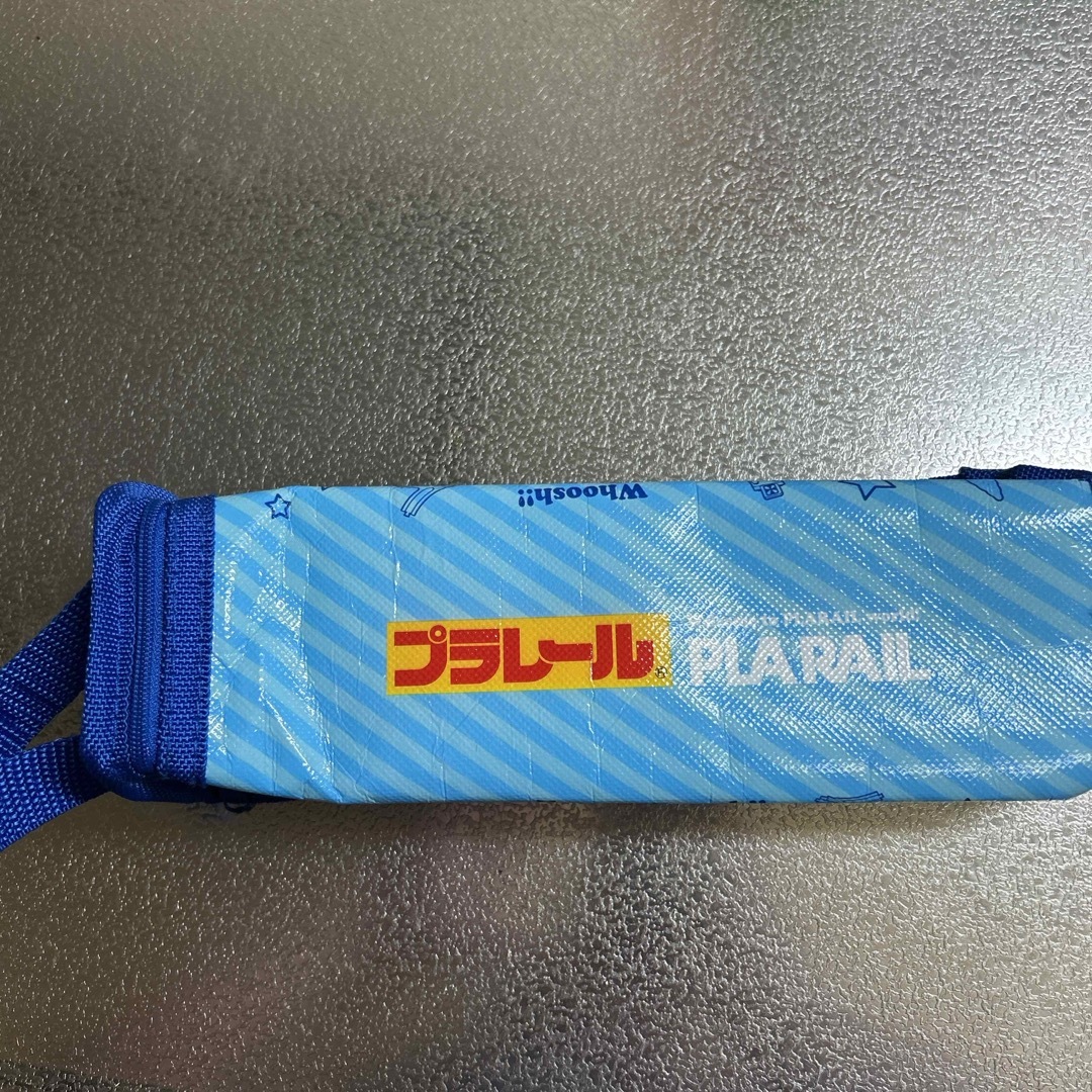 Takara Tomy(タカラトミー)のプラレール　水筒入れ　ドリンクケース　水筒カバー キッズ/ベビー/マタニティの授乳/お食事用品(水筒)の商品写真