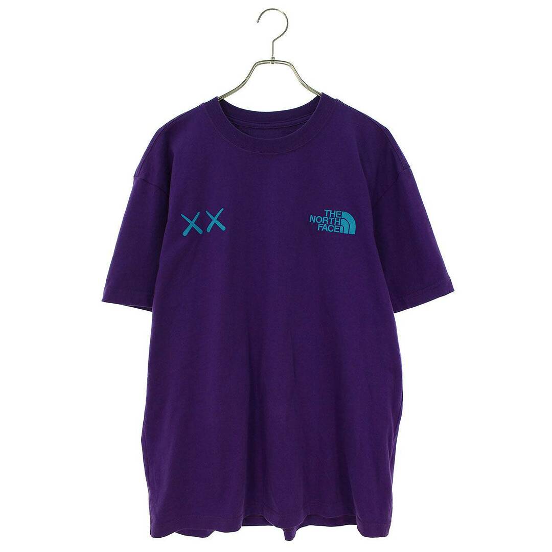 THE NORTH FACE(ザノースフェイス)のザノースフェイス ×カウズ KAWS　  KAWS SS TEE ロゴエンブロイダリーTシャツ メンズ M メンズのトップス(Tシャツ/カットソー(半袖/袖なし))の商品写真