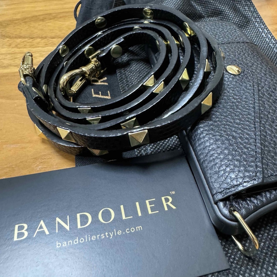 BANDOLIER(バンドリヤー)のバンドリヤー iPhone12mini スマホショルダーケース スマホ/家電/カメラのスマホアクセサリー(iPhoneケース)の商品写真