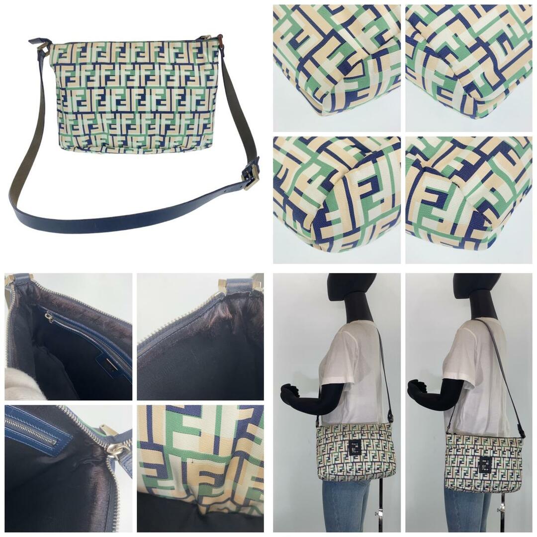 美品 FENDI フェンディ ズッカ柄 FFロゴ グリーン 緑 ピンク 美品 FENDI フェンディ ズッカ柄 FFロゴ グリーン 緑 ピンク