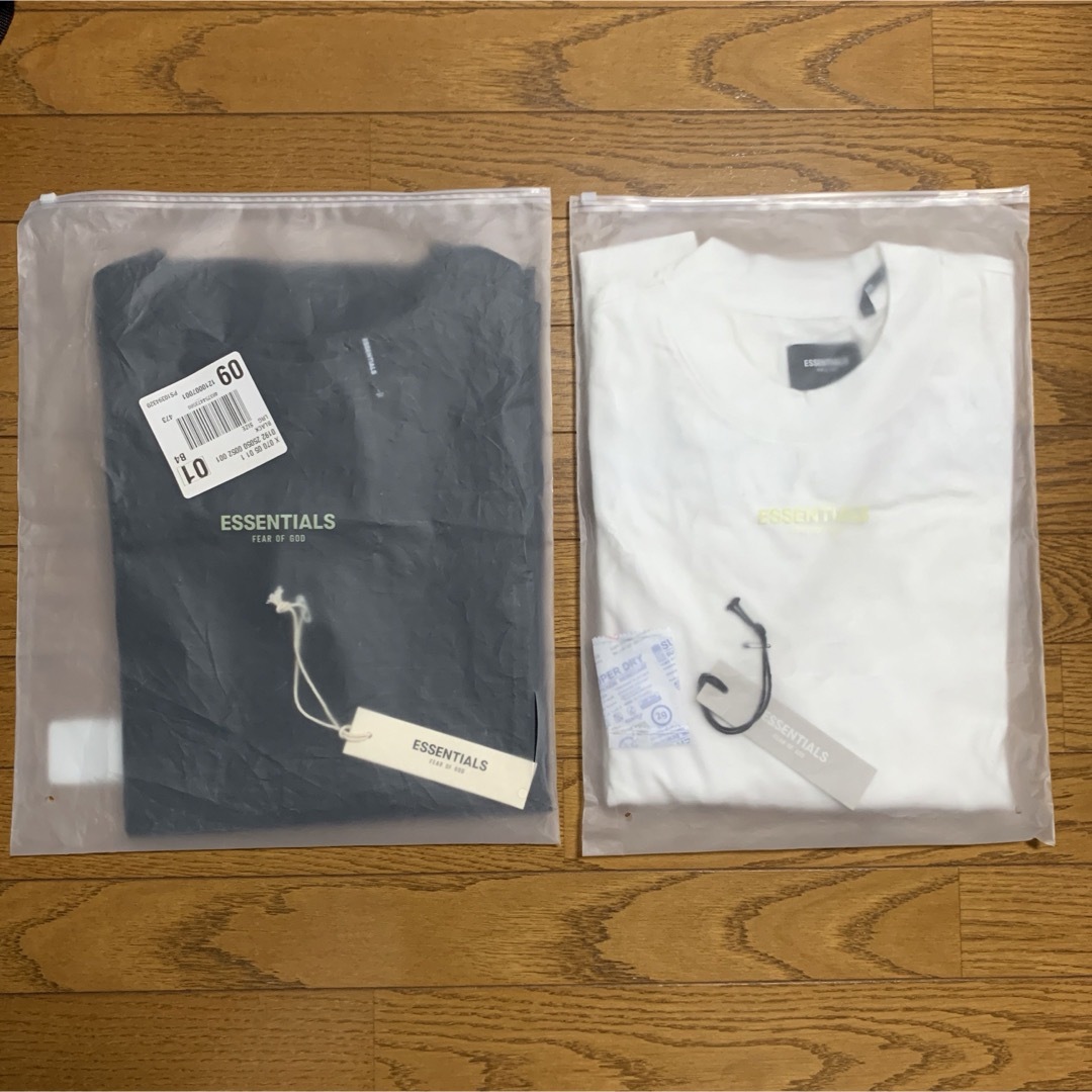 FEAR OF GOD(フィアオブゴッド)のエッセンシャルズ　セット売り メンズのトップス(Tシャツ/カットソー(半袖/袖なし))の商品写真