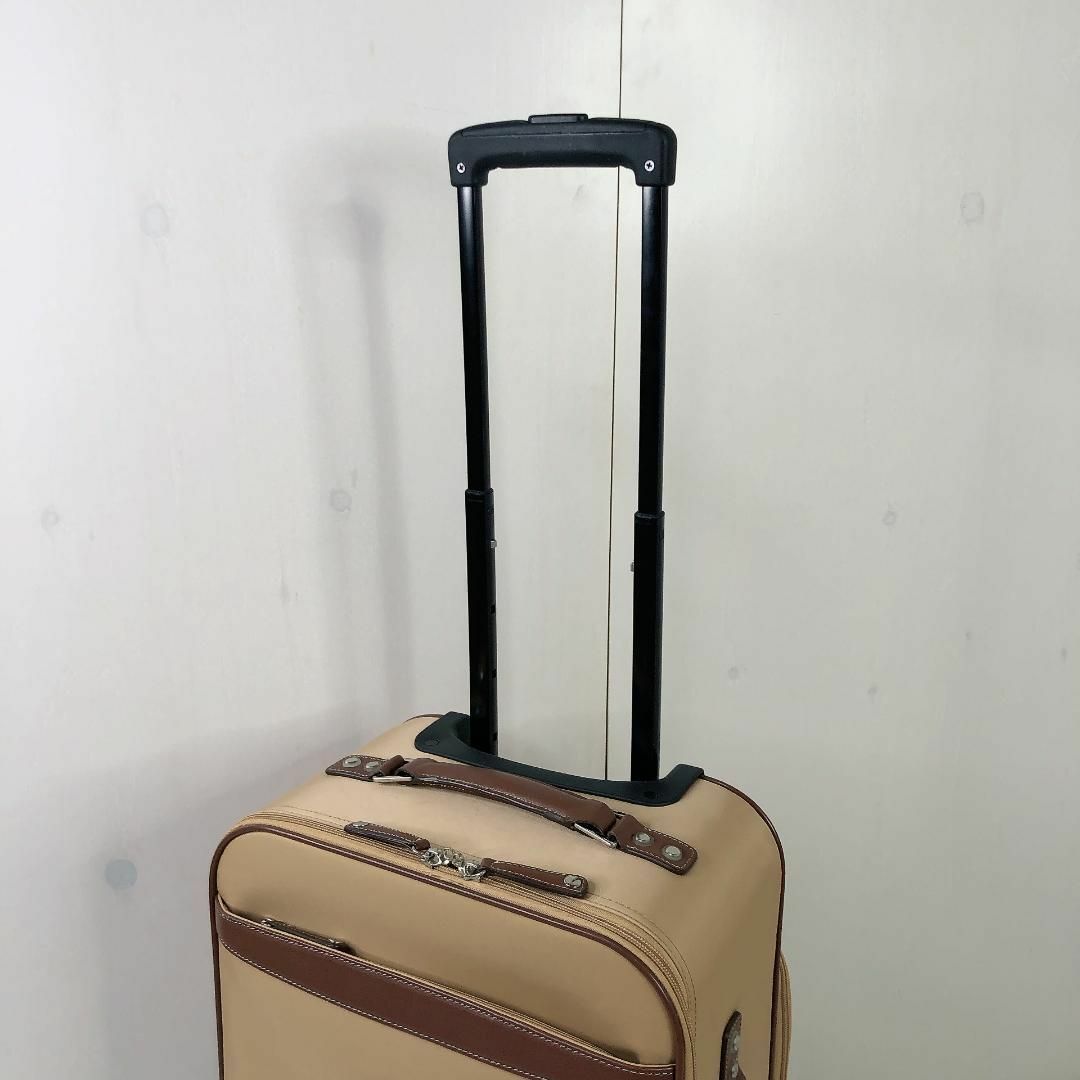 SWANY　ソフトキャリー モノグラーモ・Ｔ 22450 ベージュ 24L レディースのバッグ(スーツケース/キャリーバッグ)の商品写真