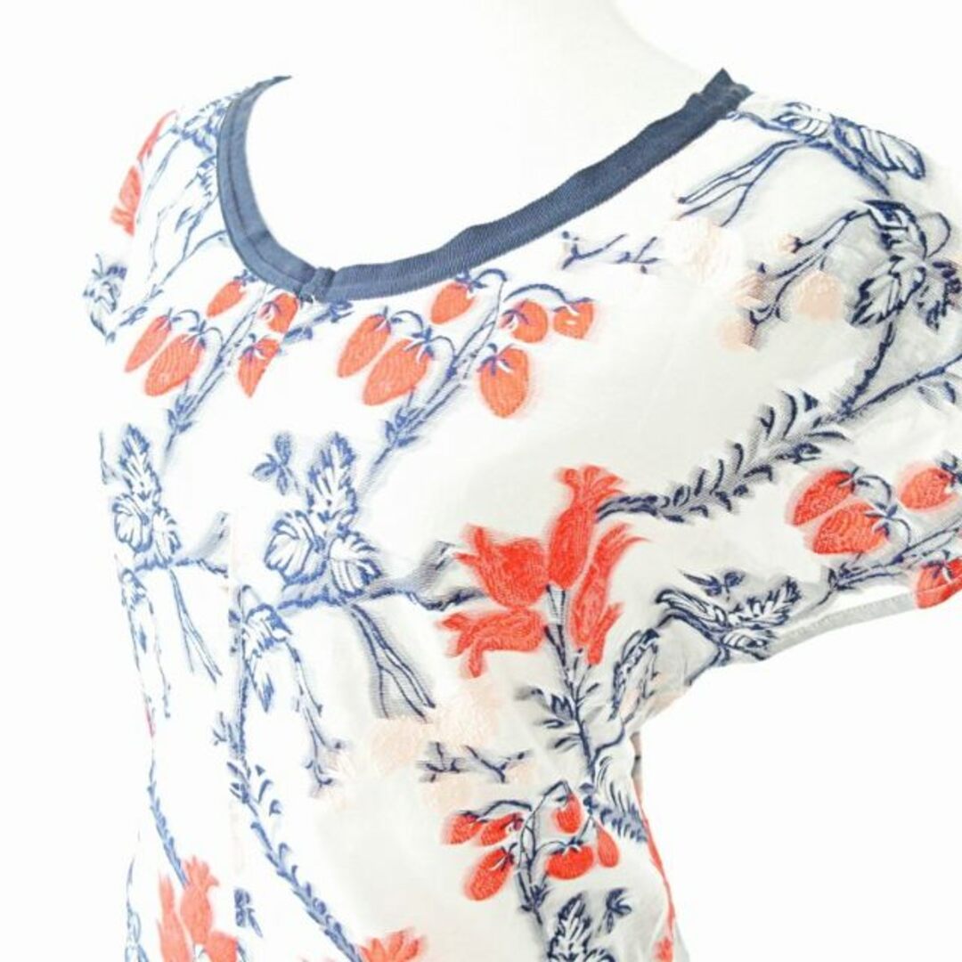 ドゥクラッセ 近年 シャツ ブラウス 半袖 ボタニカル柄 刺繍 シアー 白 7 レディースのトップス(シャツ/ブラウス(半袖/袖なし))の商品写真