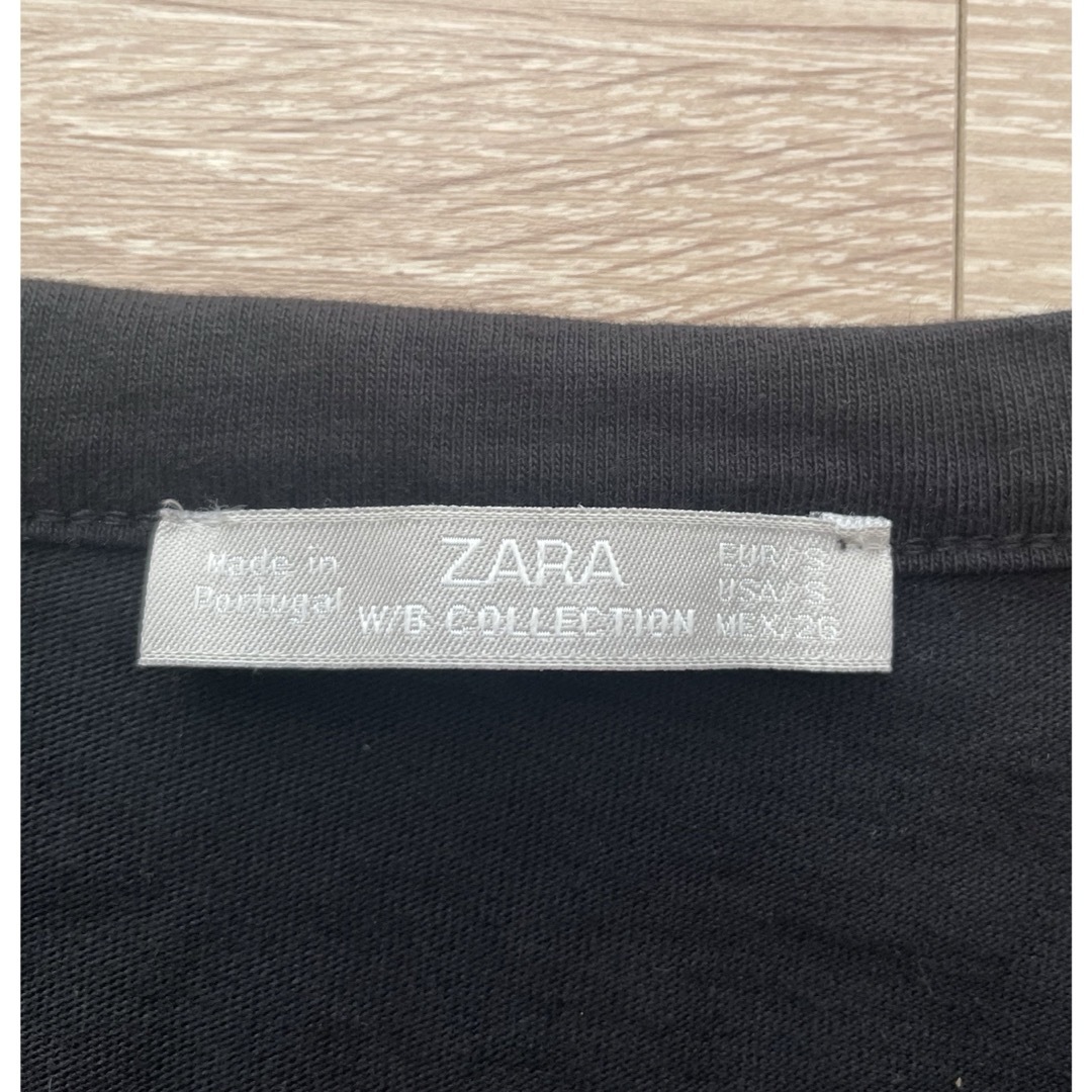 ZARA(ザラ)のZARA スリットノースリーブトップス　S ブラック レディースのトップス(Tシャツ(半袖/袖なし))の商品写真