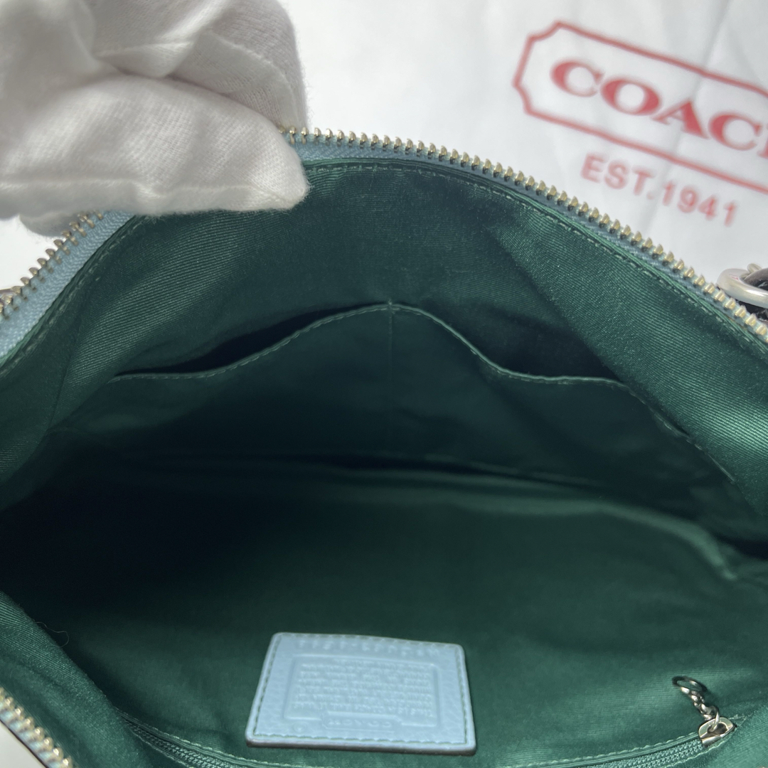 COACH(コーチ)のコーチ　ショルダーバッグ レディースのバッグ(ショルダーバッグ)の商品写真