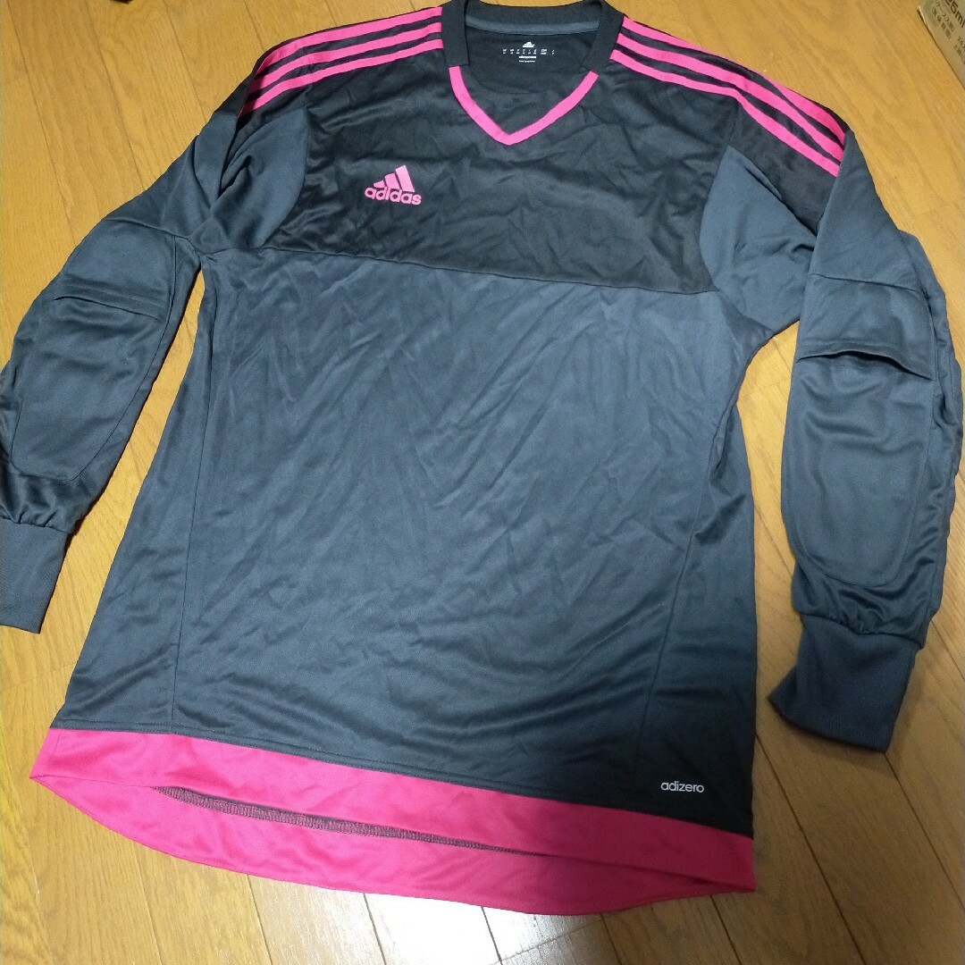 adidas(アディダス)の新品未使用 adidas adizero ガード付き 機能性 長袖 プラティクス メンズのトップス(Tシャツ/カットソー(七分/長袖))の商品写真