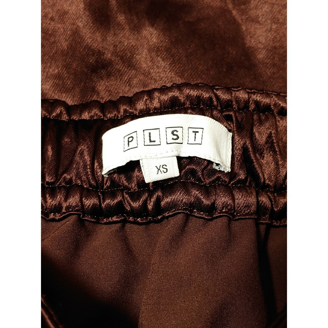 PLST(プラステ)のPLST Iライン　タイト　ロングスカート　ブラウン　茶色　艶あり　スカート レディースのスカート(ロングスカート)の商品写真