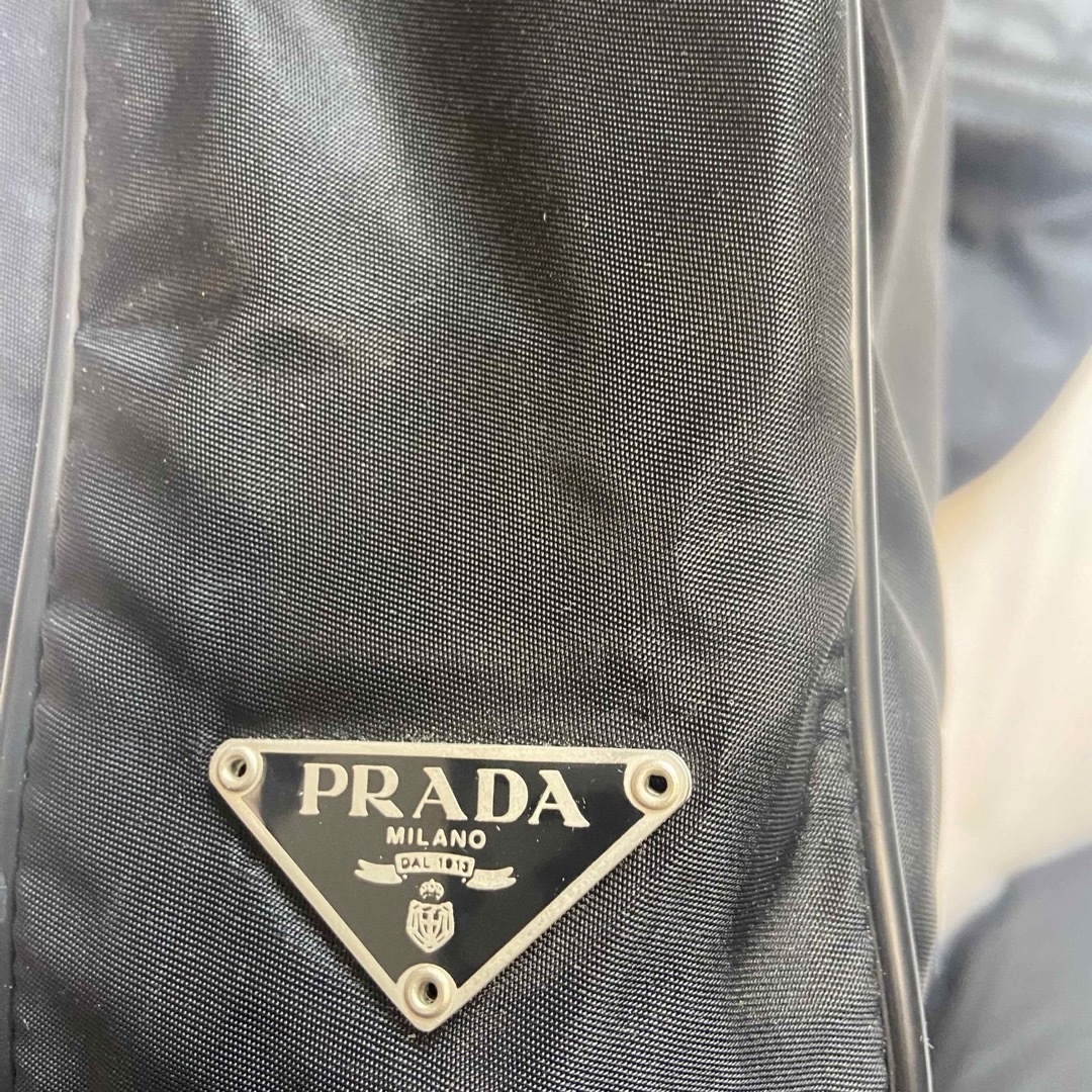 PRADA(プラダ)のプラダ　ナイロン　ボディバッグ　黒 レディースのバッグ(ボディバッグ/ウエストポーチ)の商品写真