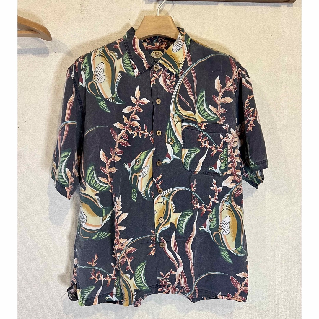 Tommy  Bahama トミーバハマ　アロハシャツ、柄シャツ　半袖 メンズのトップス(シャツ)の商品写真