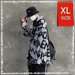 【大人気】シャツ　XL ストリート系　ブラック　黒　春　オーバーサイズ　英字　　(シャツ)