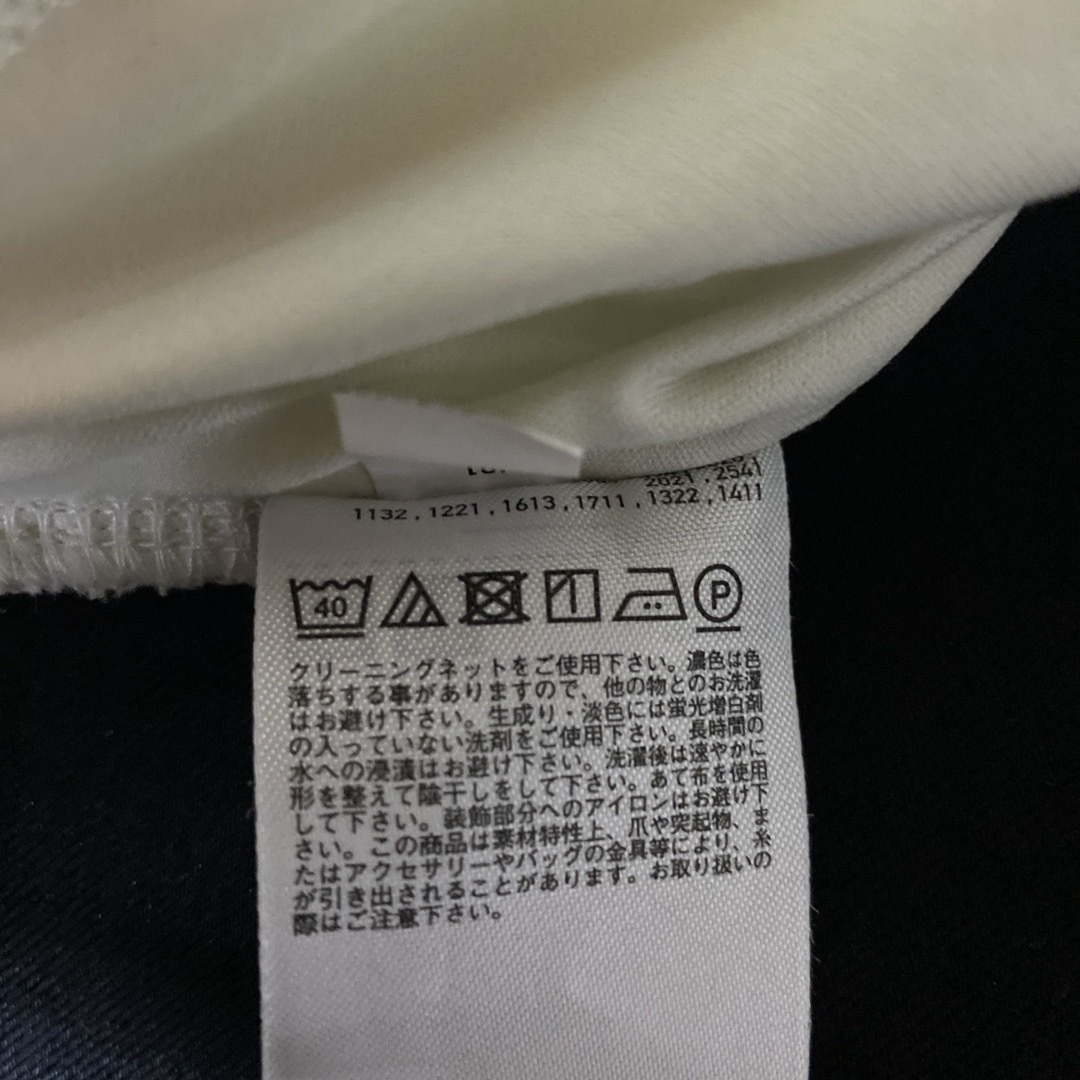 UNIQLO(ユニクロ)のタンクトップ　白　ユニクロ　ノースリーブ レディースのトップス(タンクトップ)の商品写真