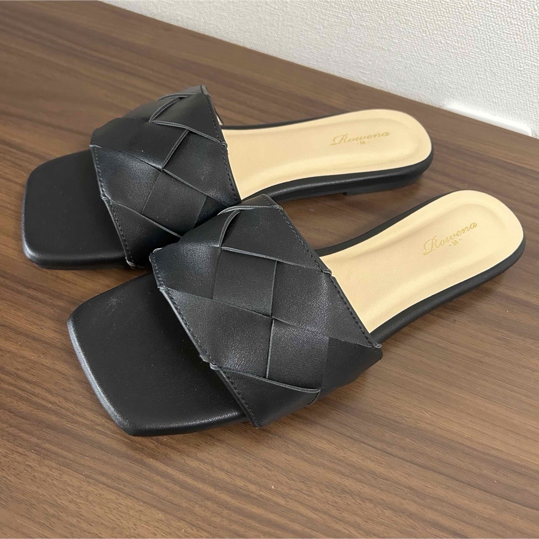 サンダル　ブラック　レディース  Ｍサイズ　新品　未使用 レディースの靴/シューズ(サンダル)の商品写真