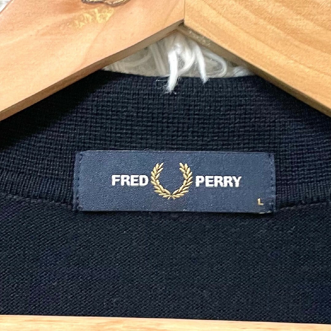 FRED PERRY(フレッドペリー)の☆美品 希少デザイン☆フレッドペリー ニットポロ L マルチカラー 総柄 高級感 メンズのトップス(ポロシャツ)の商品写真