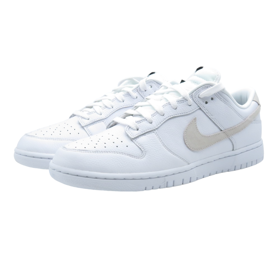 NIKE(ナイキ)のNIKE DUNK LOW BY YOU WHITE メンズの靴/シューズ(スニーカー)の商品写真