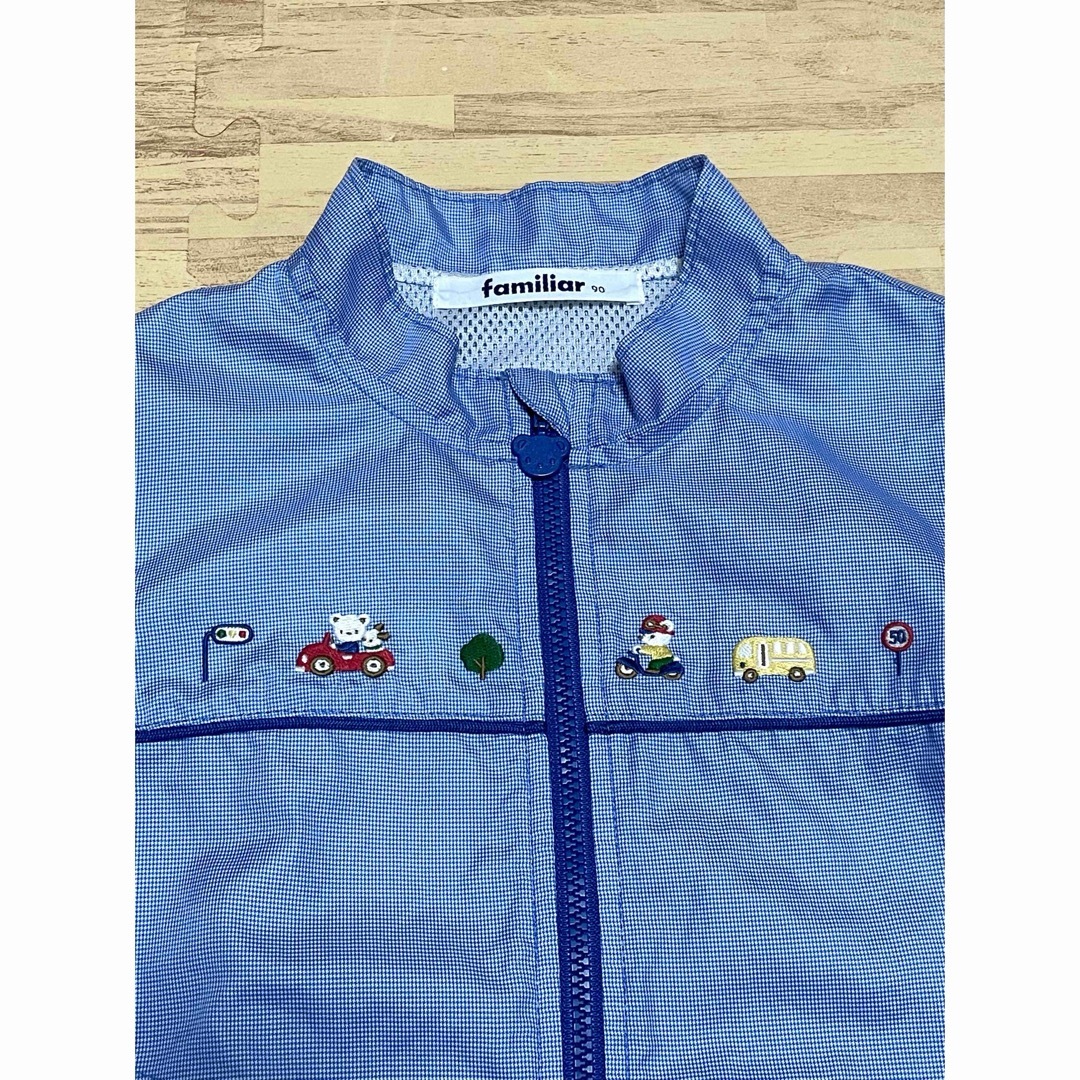 familiar(ファミリア)のfamiliarウィンドブレーカー90サイズ キッズ/ベビー/マタニティのキッズ服男の子用(90cm~)(ジャケット/上着)の商品写真