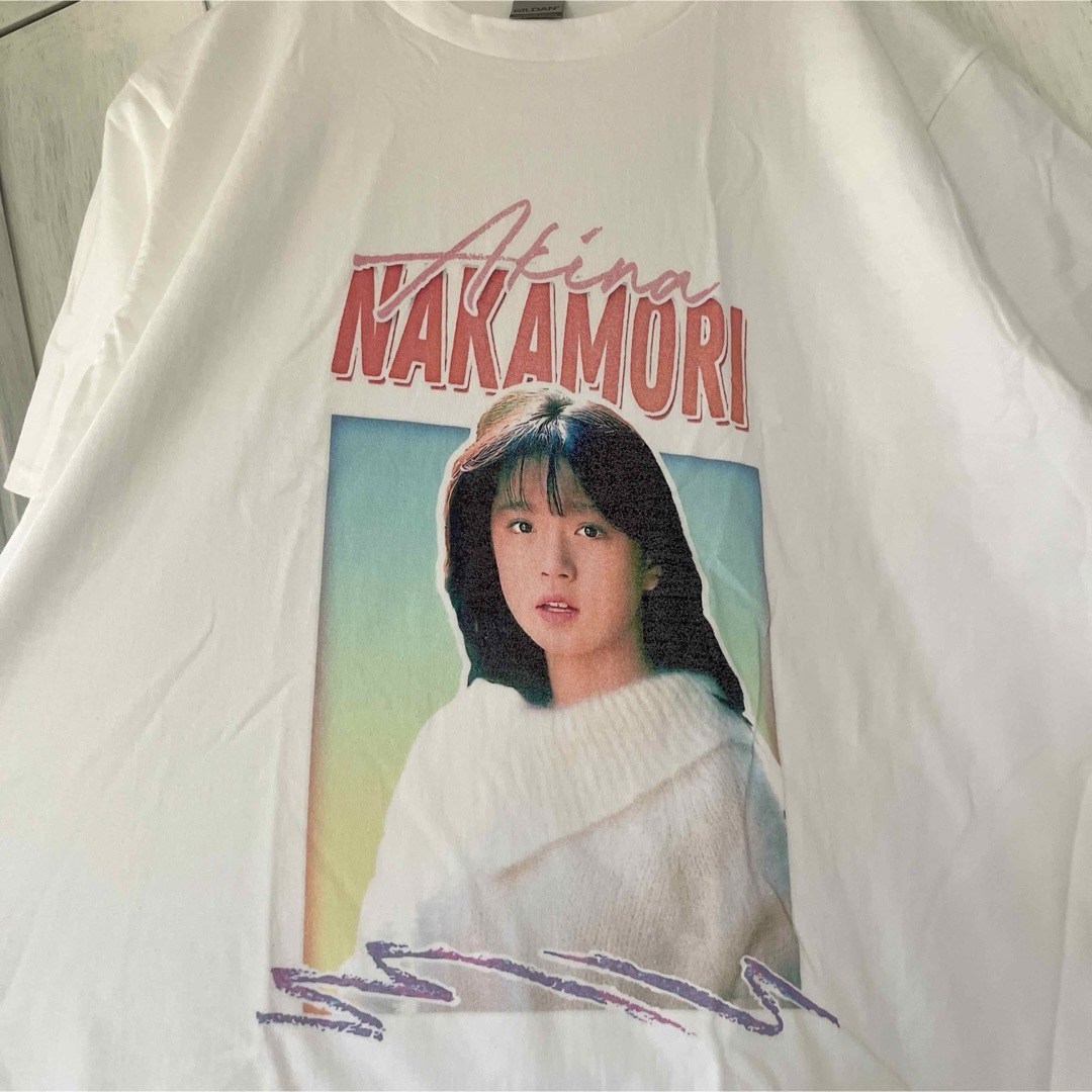 GILDAN(ギルタン)のAkina NAKAMORI / Mサイズ/ ホワイト メンズのトップス(Tシャツ/カットソー(半袖/袖なし))の商品写真