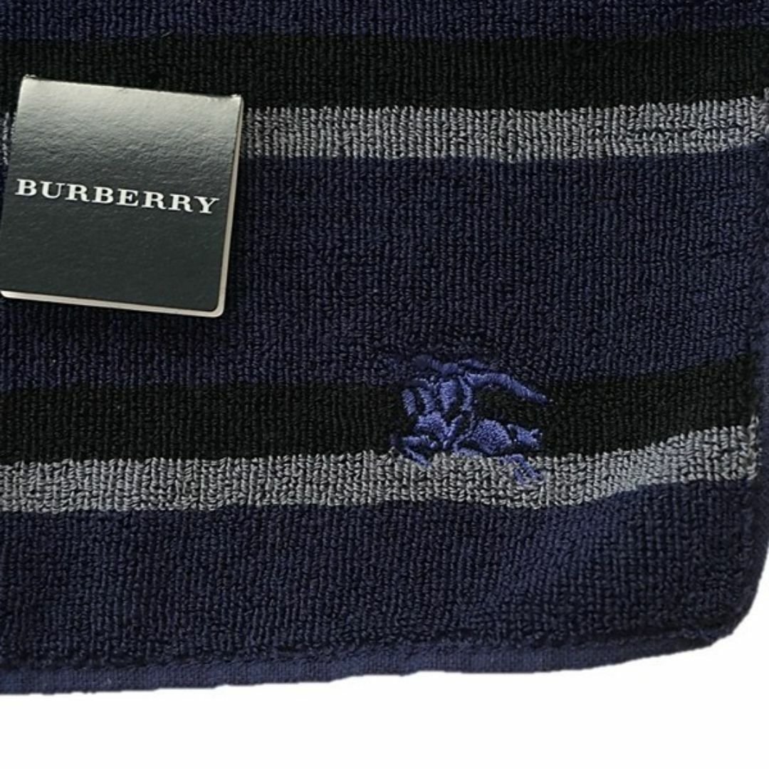 BURBERRY(バーバリー)の新品タグ付■バーバリーBURBERRY■タオルハンカチ■紺 メンズのファッション小物(ハンカチ/ポケットチーフ)の商品写真