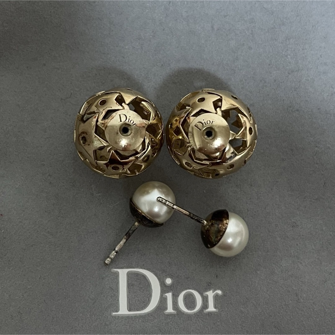 Christian Dior(クリスチャンディオール)のレア ディオール トライバルボールピアス パール ピアス ゴールド レディースのアクセサリー(ピアス)の商品写真