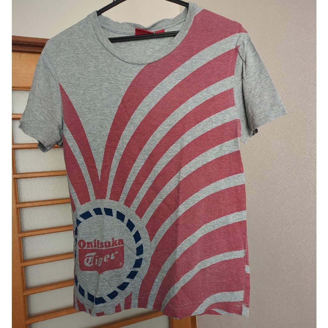 Onitsuka Tiger(オニツカタイガー)のOnitsuka Tiger　TシャツS レディースのトップス(Tシャツ(半袖/袖なし))の商品写真