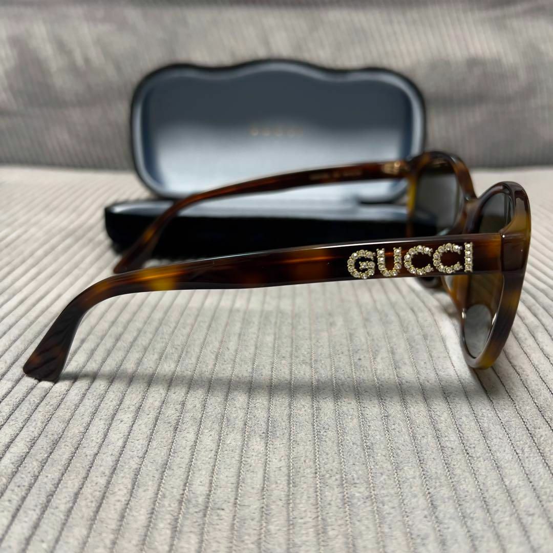 Gucci(グッチ)の【新品未使用】GUCCI グッチ　高級ライン　サングラス　定価49,000円以上 レディースのファッション小物(サングラス/メガネ)の商品写真