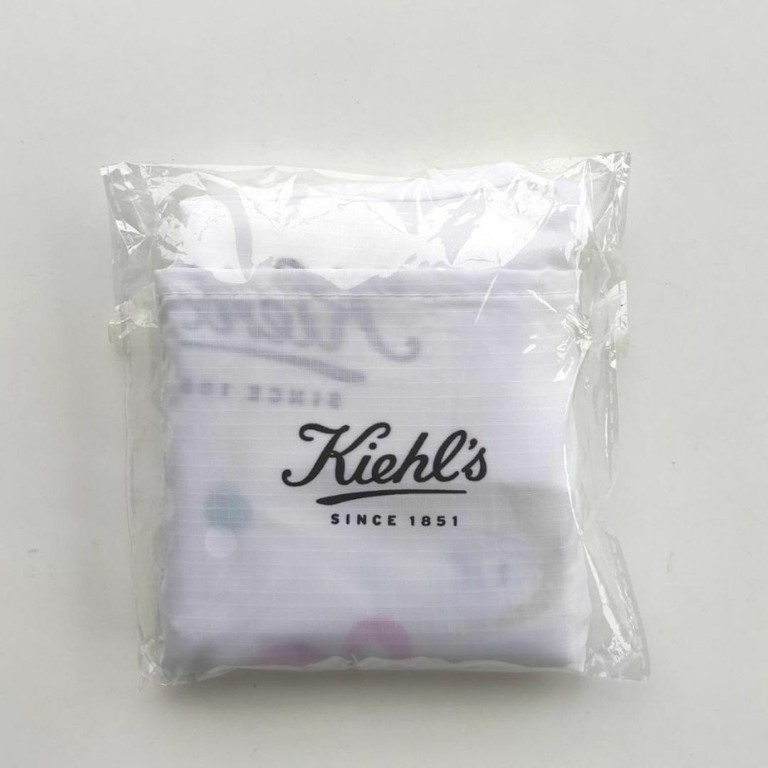 KIEHL’S キールズ × BT21 BTS 折りたたみ エコバッグ 新品 レディースのバッグ(エコバッグ)の商品写真
