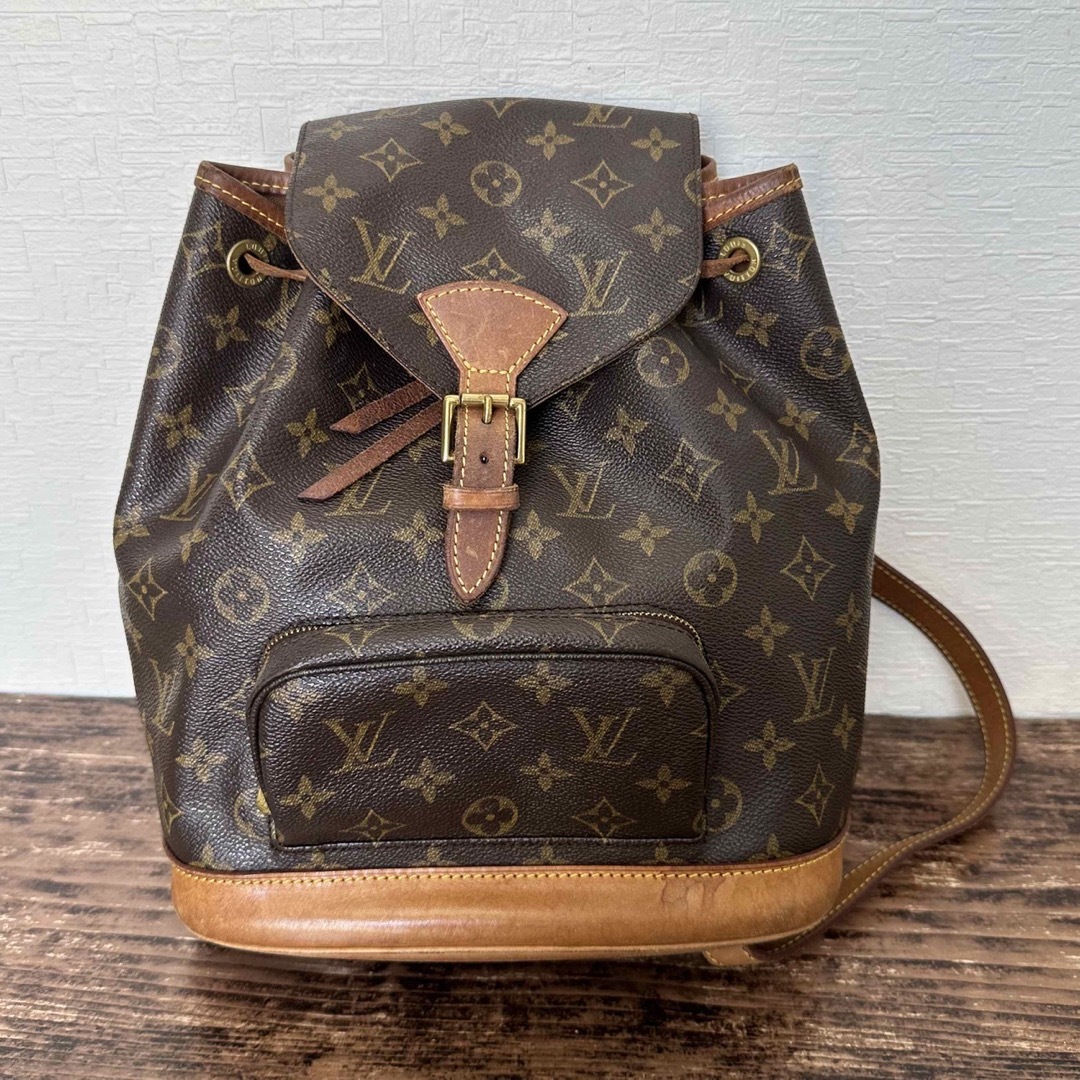 LOUIS VUITTON(ルイヴィトン)のルイヴィトン　モノグラム  リュック レディースのバッグ(リュック/バックパック)の商品写真