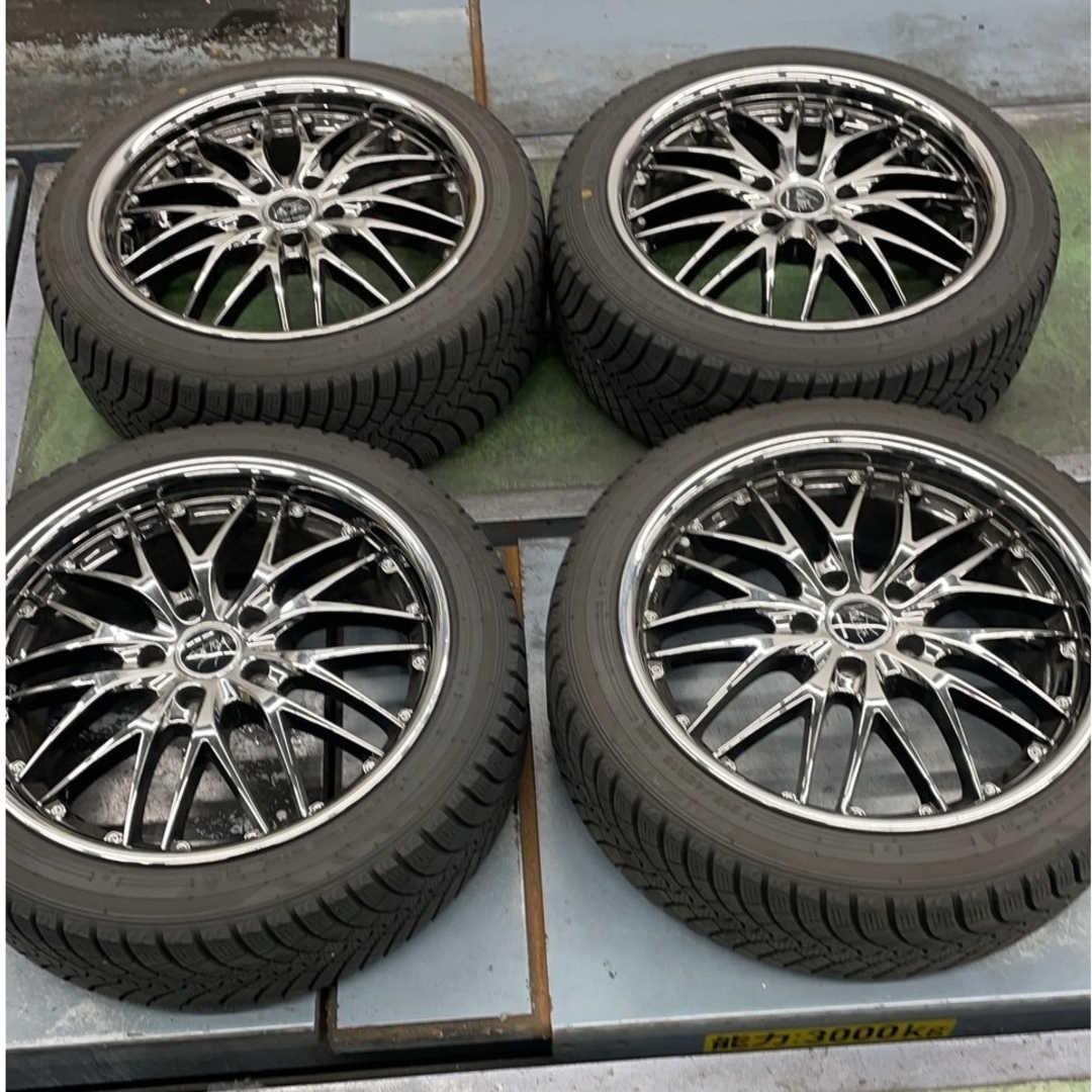 18インチアルミホイール+ 215/45R18 スタッドレス4本セット 自動車/バイクの自動車/バイク その他(その他)の商品写真