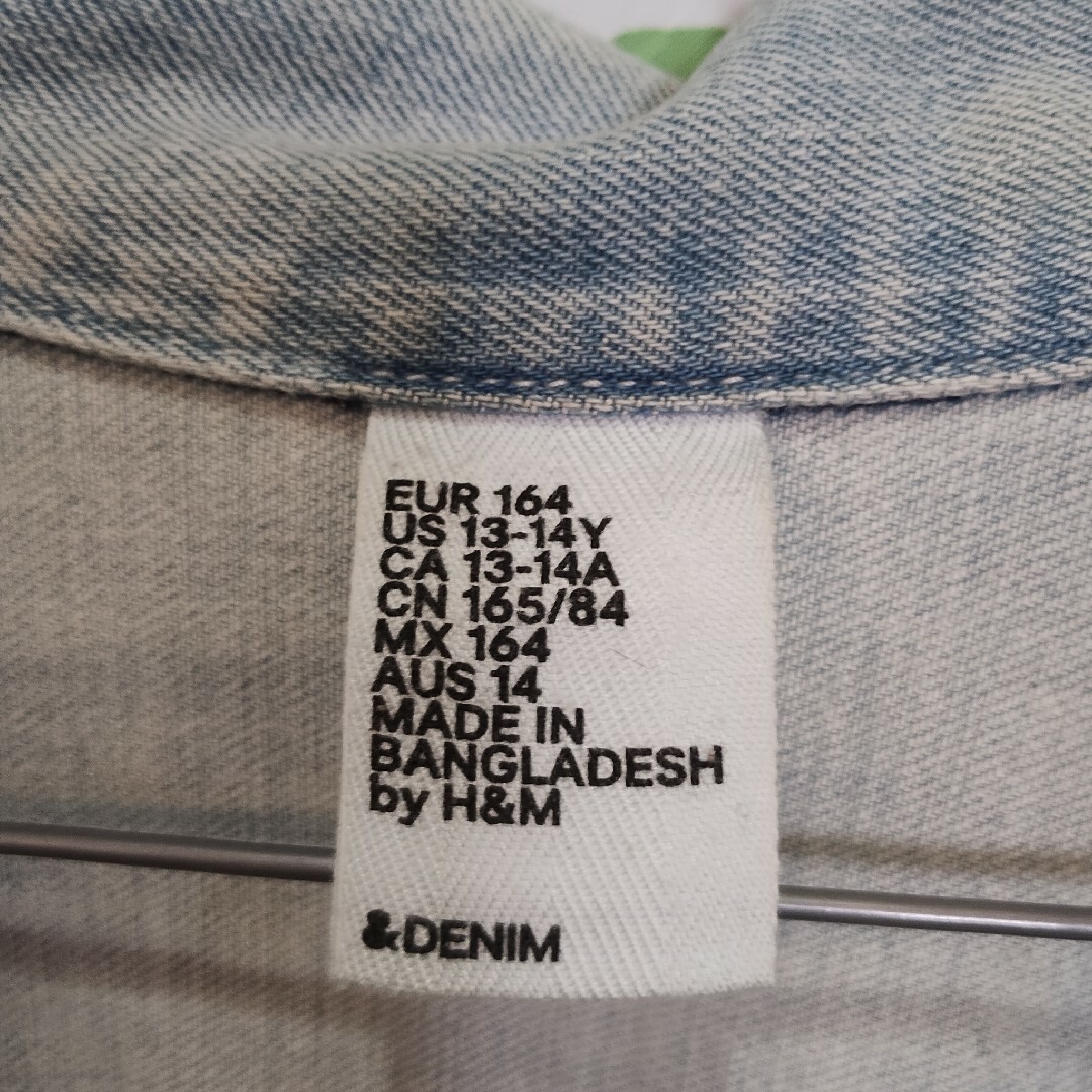 H&M(エイチアンドエム)の激安セール！H&M デニムジャケット レディースのジャケット/アウター(Gジャン/デニムジャケット)の商品写真