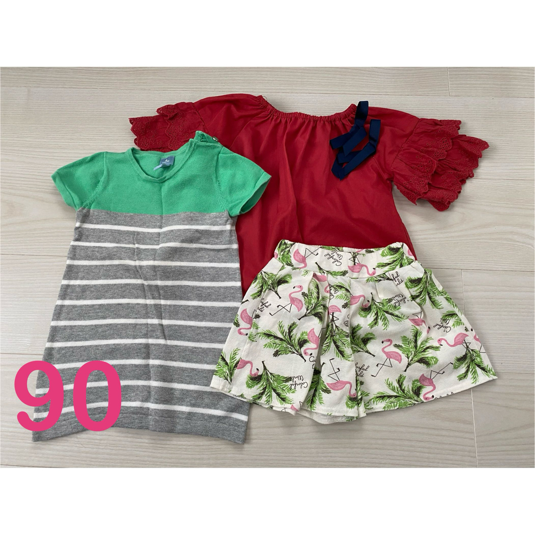 babyGAP(ベビーギャップ)の女の子　半袖　トップス　Tシャツ　90 フラミンゴ　ボーダー キッズ/ベビー/マタニティのキッズ服女の子用(90cm~)(Tシャツ/カットソー)の商品写真