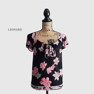 レオナール(LEONARD)のLEONARD レオナール 半袖カットソー 花柄 シアーカットソー(Tシャツ(半袖/袖なし))