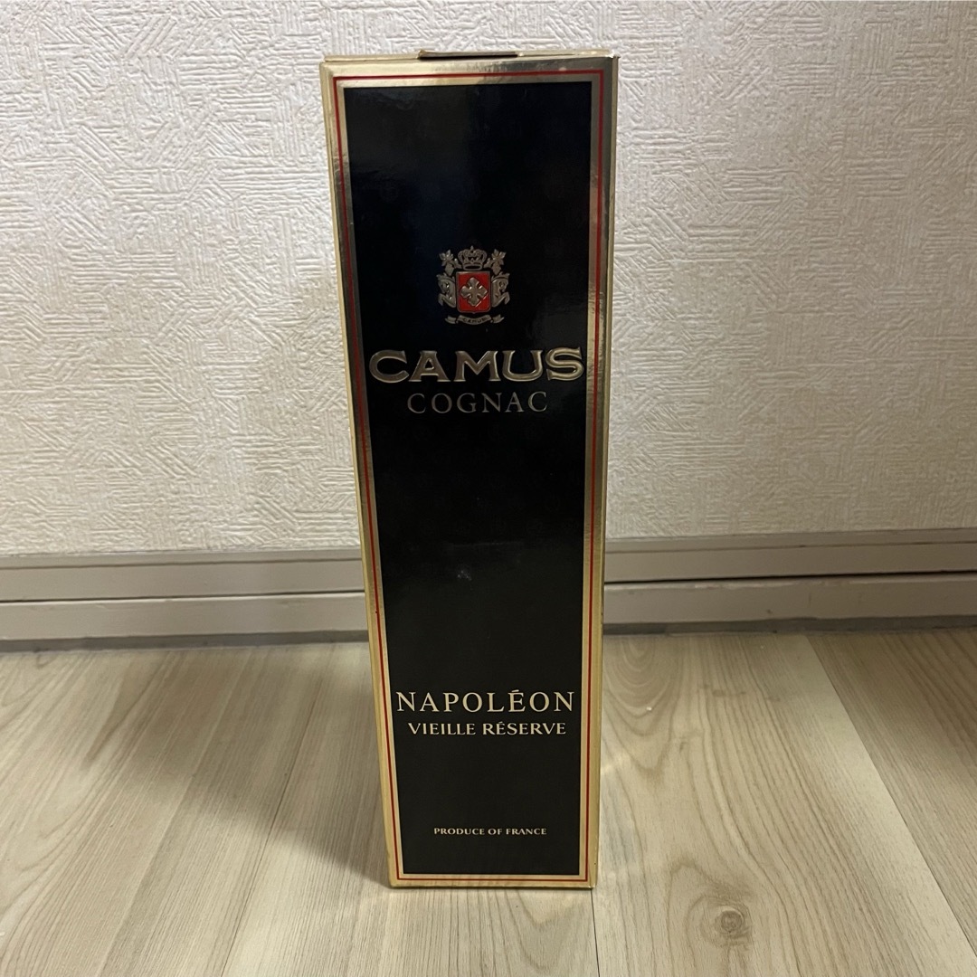 カミュ(カミュ)のCAMUS カミュ　COGNAC コニャック　ナポレオン  未開栓 食品/飲料/酒の酒(ブランデー)の商品写真