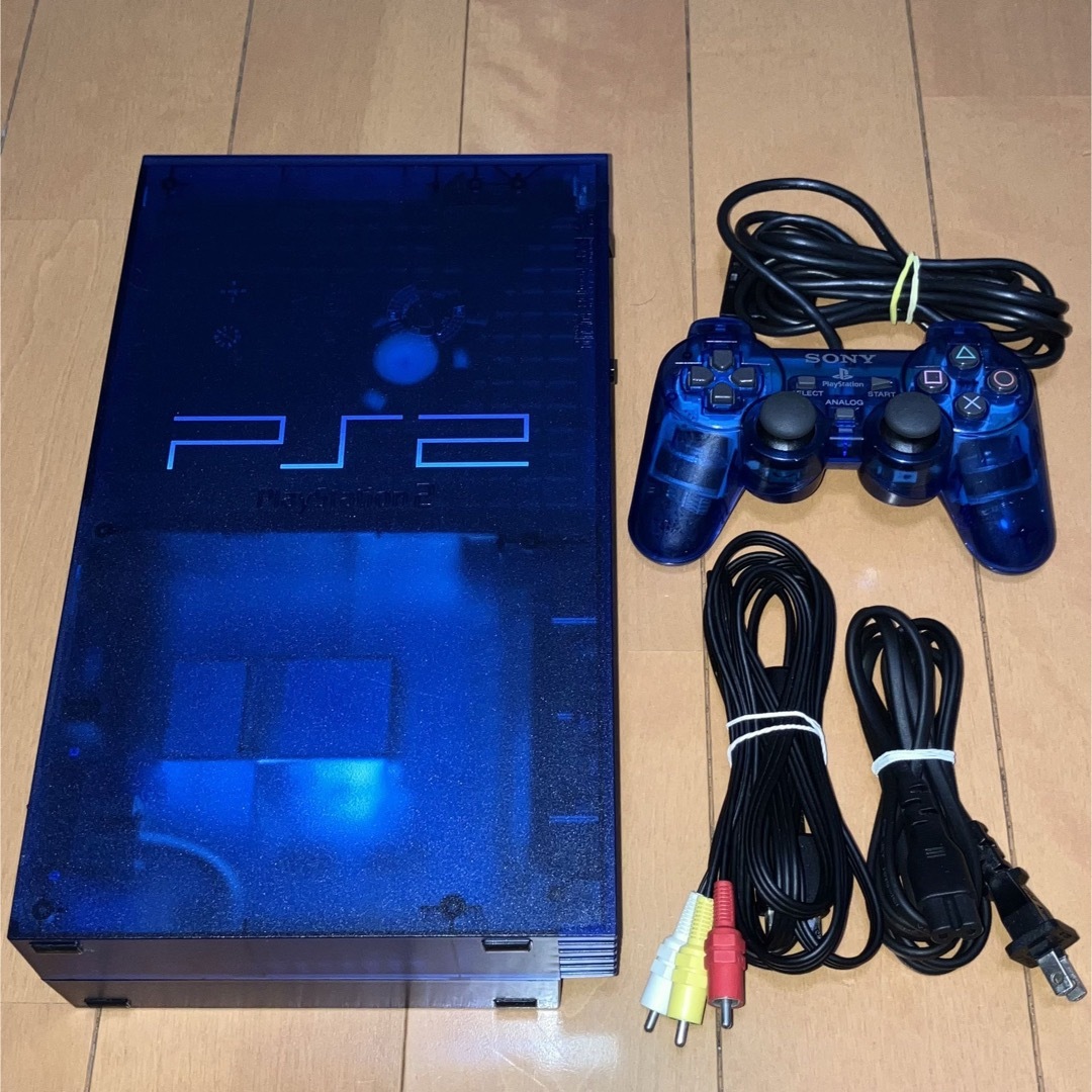 PlayStation2(プレイステーション2)のPS2 SCPH-37000 オーシャンブルー 美品 本体スタンドセット エンタメ/ホビーのゲームソフト/ゲーム機本体(家庭用ゲーム機本体)の商品写真