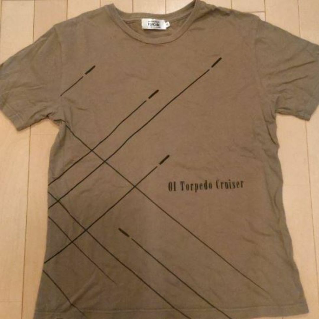 Tシャツ　カーキ　M メンズのトップス(Tシャツ/カットソー(半袖/袖なし))の商品写真