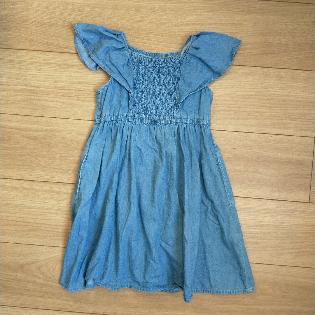 GU(ジーユー)のGU ノースリーブワンピ キッズ/ベビー/マタニティのキッズ服女の子用(90cm~)(ワンピース)の商品写真