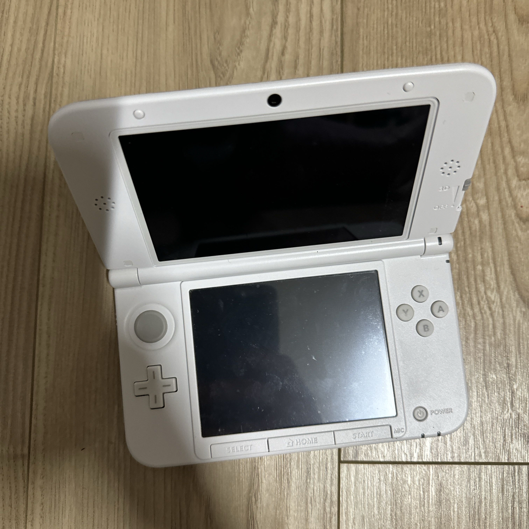 ニンテンドー3DS(ニンテンドー3DS)の動作品　3DS LL ポケモンセンターオリジナル イーブイエディション エンタメ/ホビーのテーブルゲーム/ホビー(その他)の商品写真