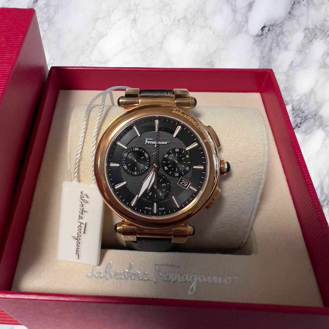 Salvatore Ferragamo(サルヴァトーレフェラガモ)の新品 サルヴァトーレフェラガモ IDILLIO イディリオ クロノグラフ 腕時計 メンズの時計(腕時計(アナログ))の商品写真