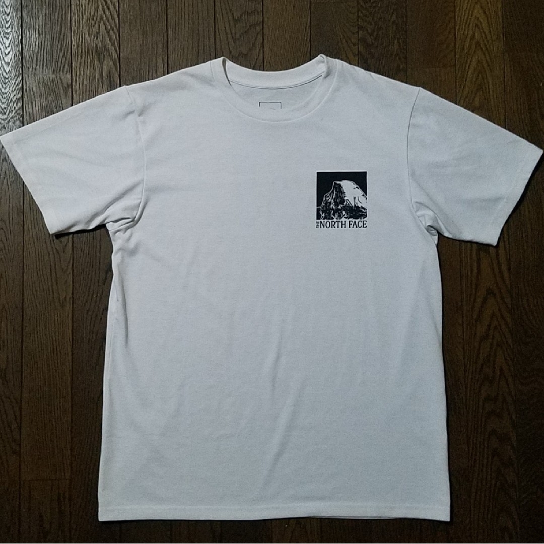 THE NORTH FACE(ザノースフェイス)のノースフェイス　ハーフドーム トゥグラフィックス Tシャツ メンズのトップス(Tシャツ/カットソー(半袖/袖なし))の商品写真