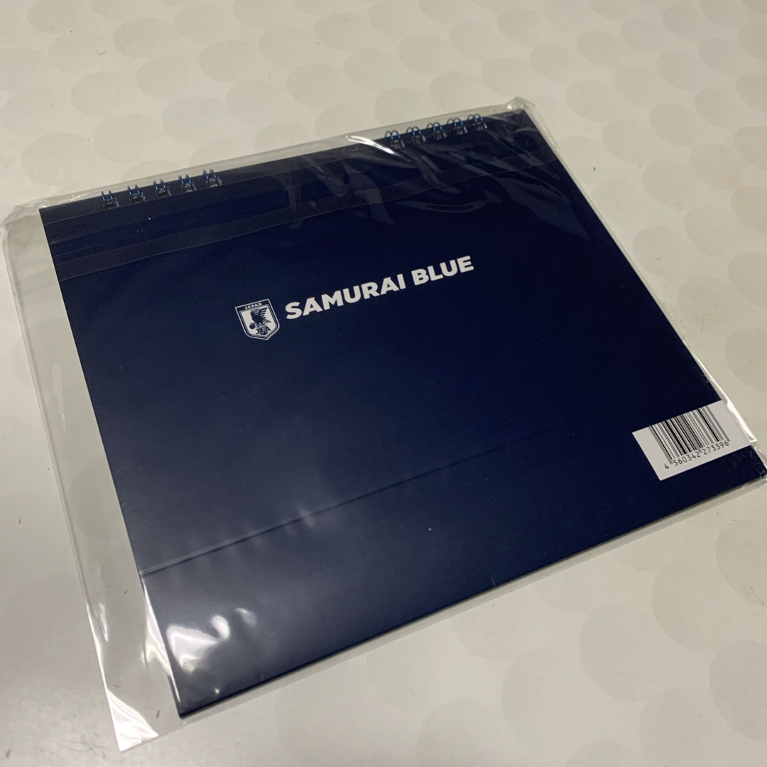 SAMURAI BLUE OFFICIAL CALENDAR 2 0 2 4 エンタメ/ホビーのエンタメ その他(その他)の商品写真