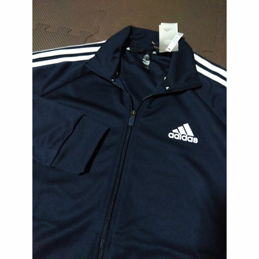 adidas(アディダス)のXO/紺/新品/アディダス/メンズ ジャージ トラックスーツ セットアップ 3L メンズのトップス(ジャージ)の商品写真