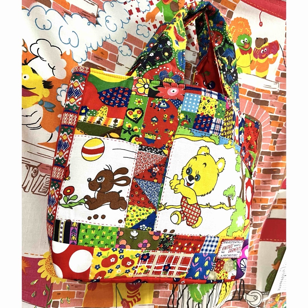 ハンドメイド☆ビンテージくまパッチワークバック ハンドメイドのファッション小物(バッグ)の商品写真