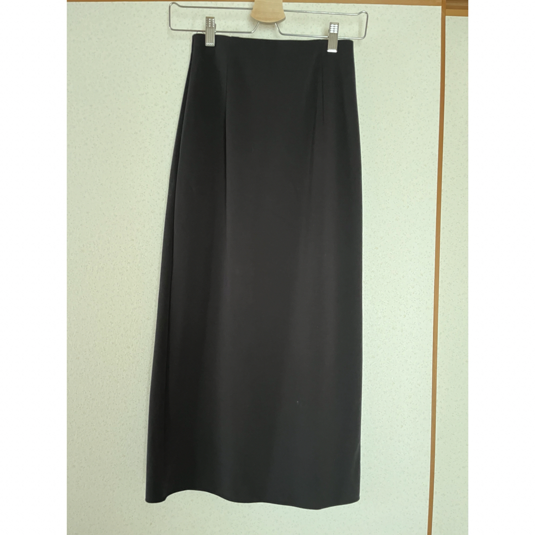 UNIQLO(ユニクロ)のユニクロ　ストレッチダブルフェイス　ナロースカート　ブラック　S レディースのスカート(ひざ丈スカート)の商品写真