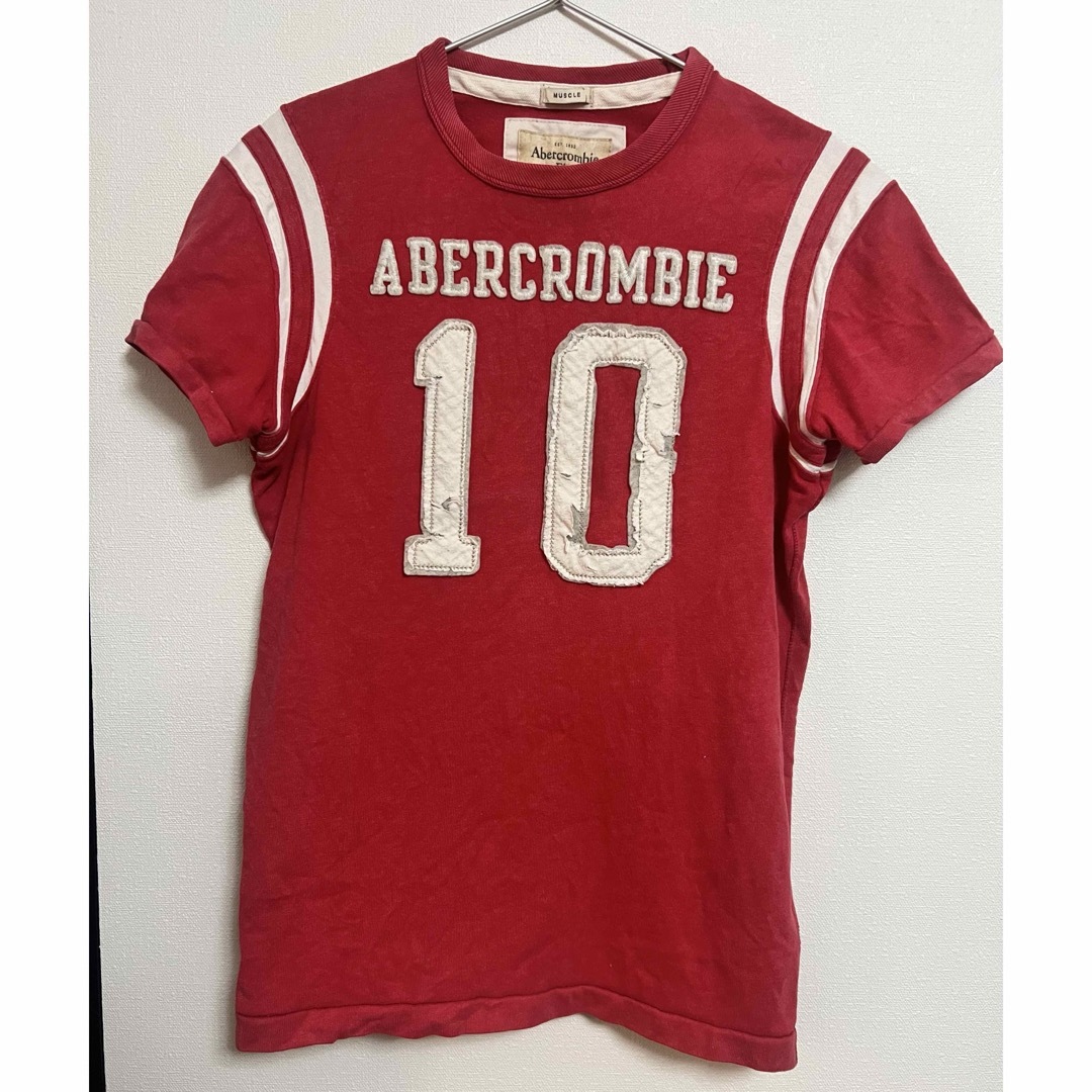 Abercrombie&Fitch(アバクロンビーアンドフィッチ)のAbercrombie&Fitch（アバクロ）Tシャツ メンズのトップス(Tシャツ/カットソー(半袖/袖なし))の商品写真